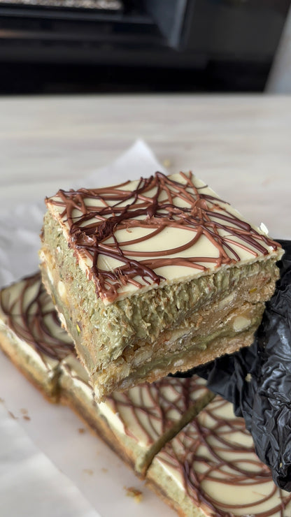 UK Blondie Postal Treat Box