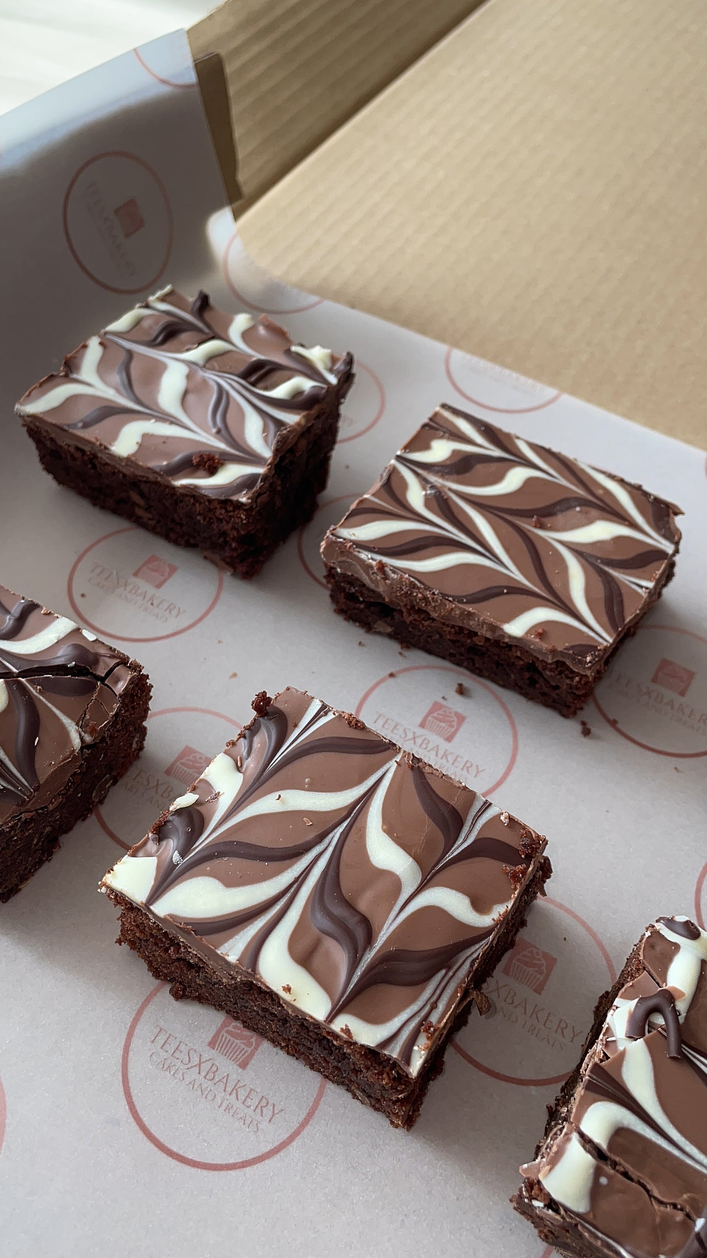 UK Brownie Postal Treat Box